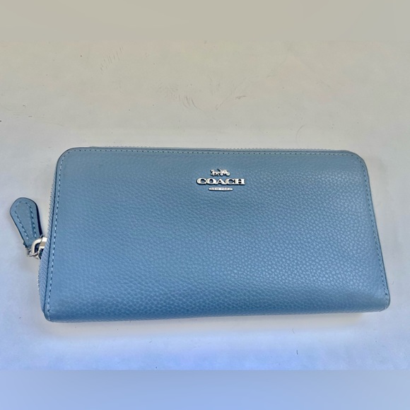 Coach Leather Accordion Zip Wallet - Picture 1 of 10
